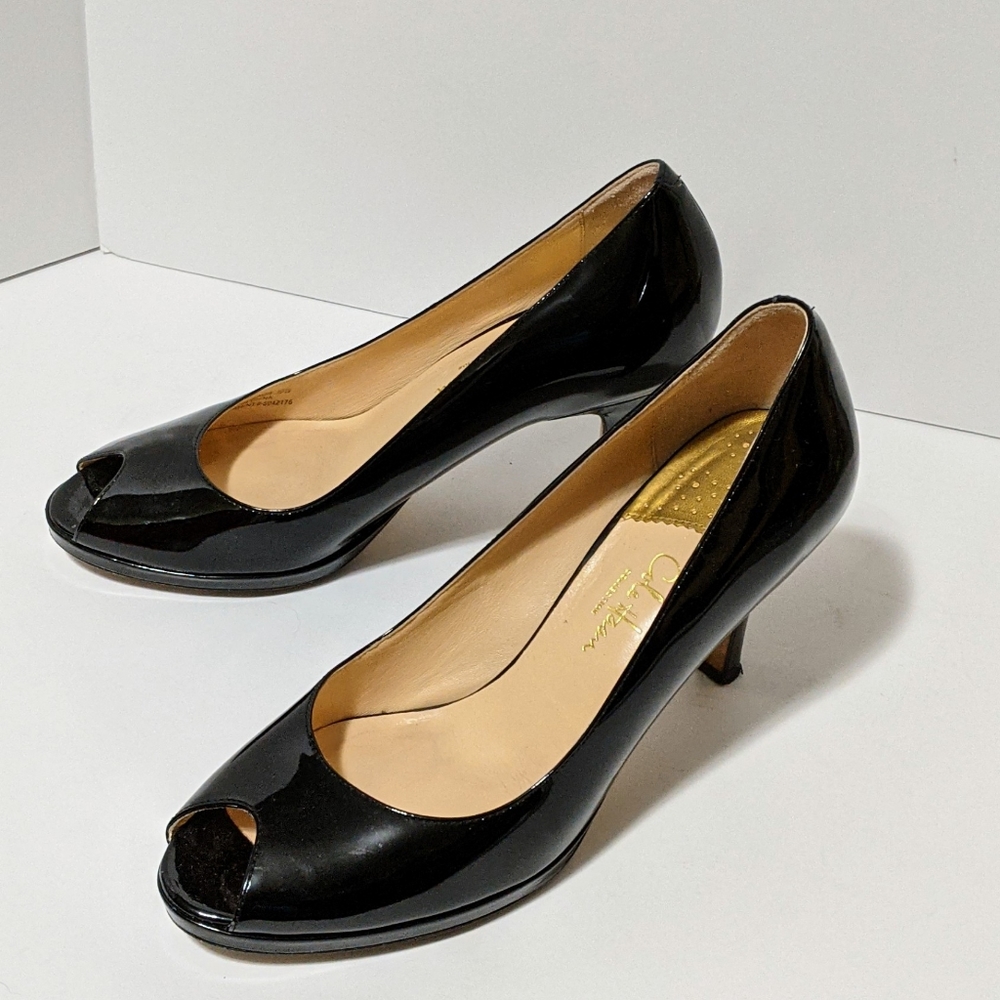 4/$25  Cole Haan patent leather pump 9B